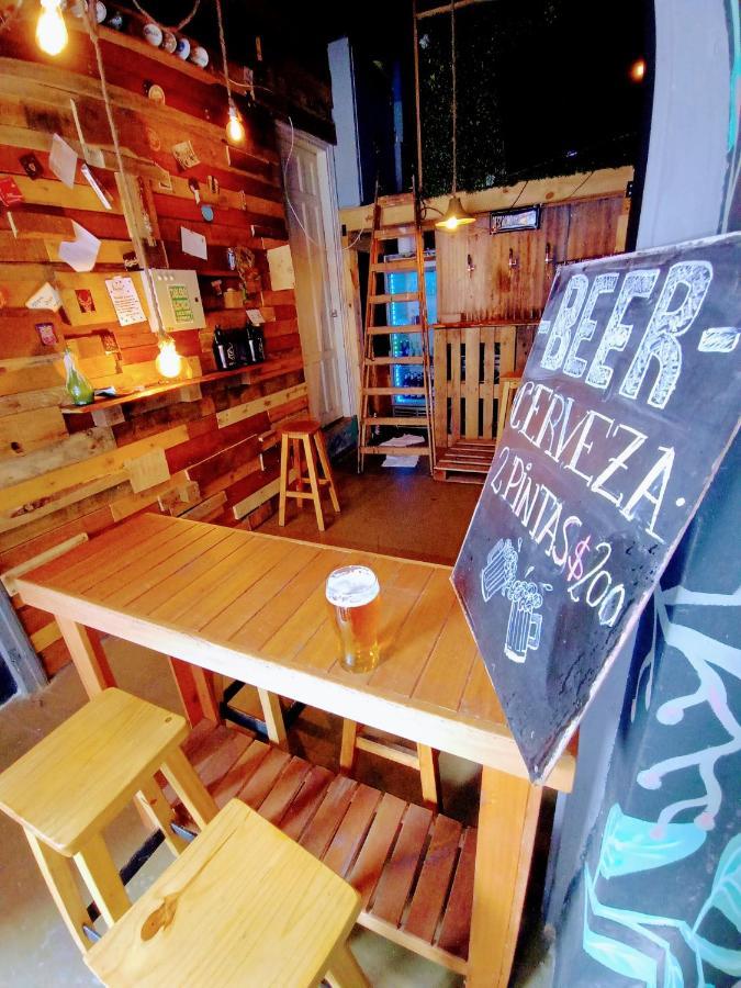 Casa Artigas Hostel คอร์โดบา ภายนอก รูปภาพ
